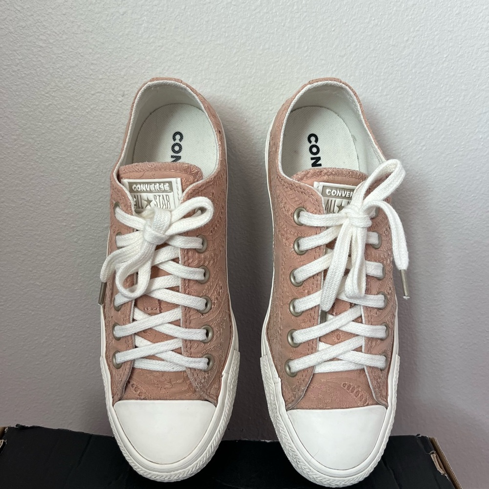 Converse Women's Blush Pink Sneakers